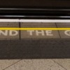 ロンドン 地下鉄 mind the gap